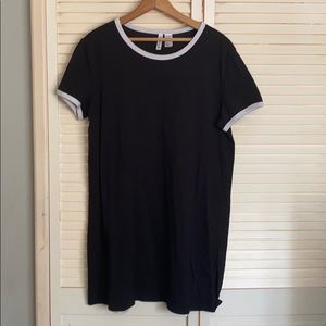Black t shirt dress